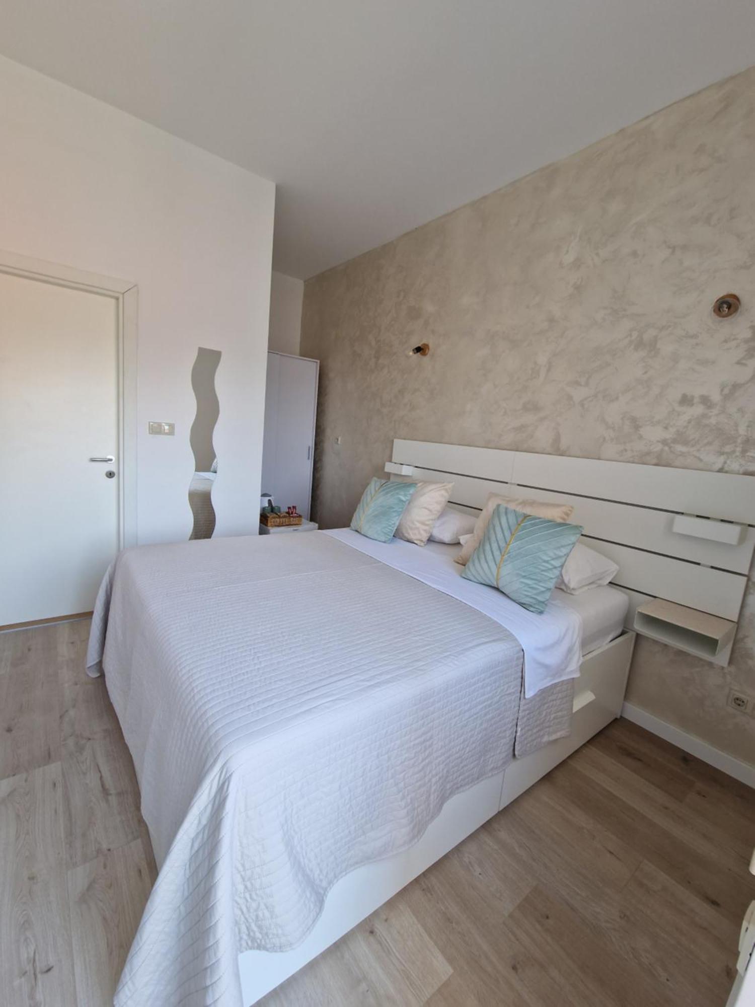 Blue Diamond Rooms Затон Экстерьер фото